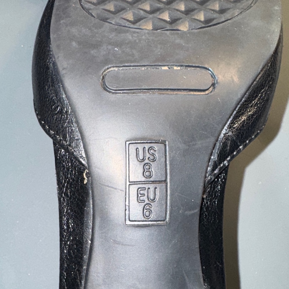 Aerosoles Elegant Black Little Heels with Cream Bow, Size 8 - Picture 16 of 16